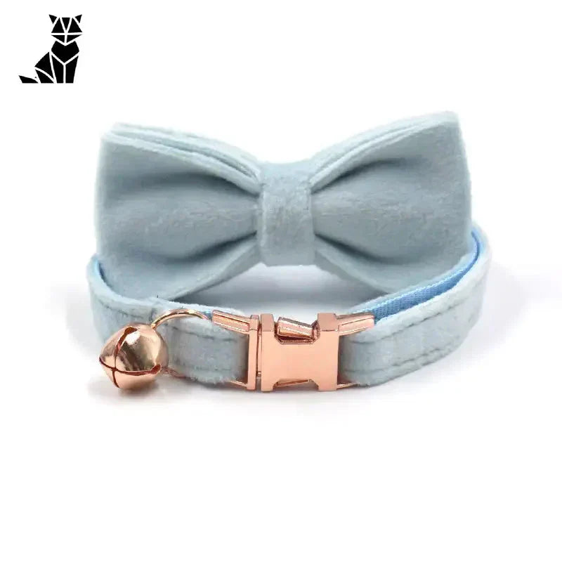 Magnifique collier chat en velours : Noeud papillon bleu avec fermoir or rose